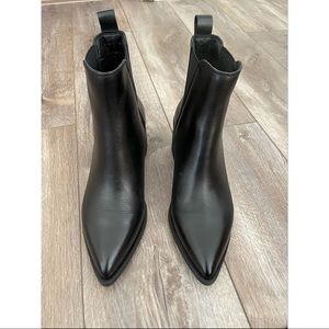 Steve Madden Audience Black Leather Boots